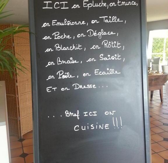 בית מלון כפרי Hôtel Restaurant Les Bruyères