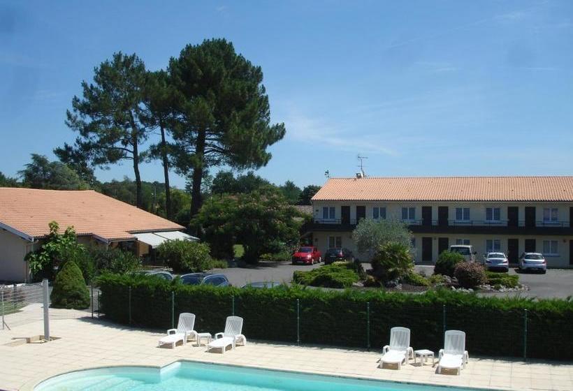 בית מלון כפרי Hôtel Restaurant Les Bruyères