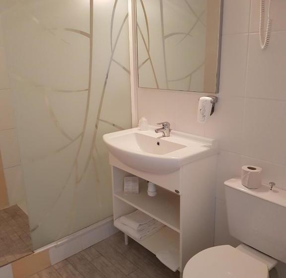 בית מלון כפרי Hôtel Restaurant Les Bruyères