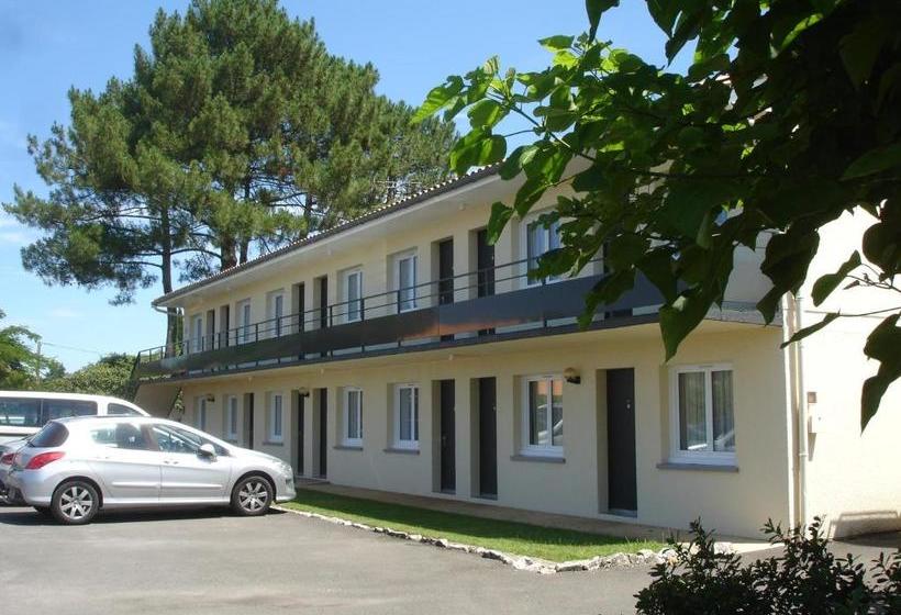 בית מלון כפרי Hôtel Restaurant Les Bruyères