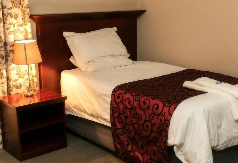 ホテル Mondior Manor Guest House