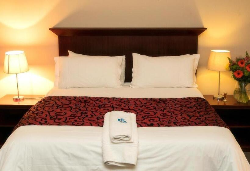 ホテル Mondior Manor Guest House