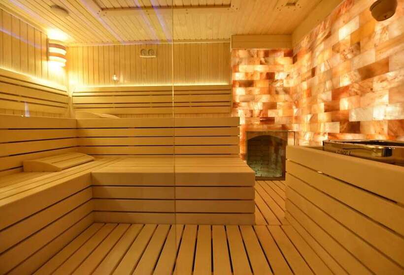 هتل Passpartu Home Garni