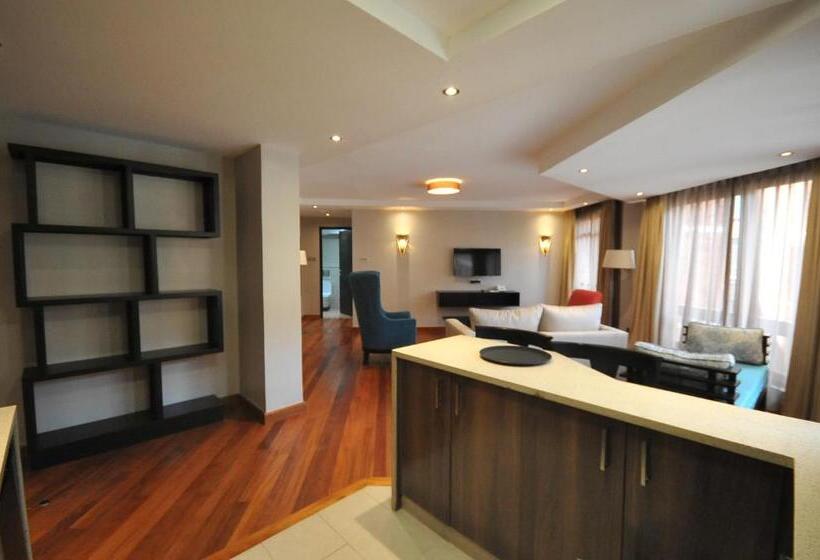 Longonot Place Serviced Apartment Nairobi, City Centre Cbd
