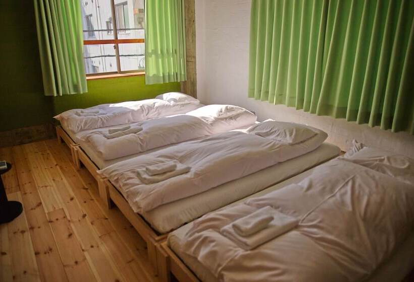 Пансион Konyamachi Guest House Kuku