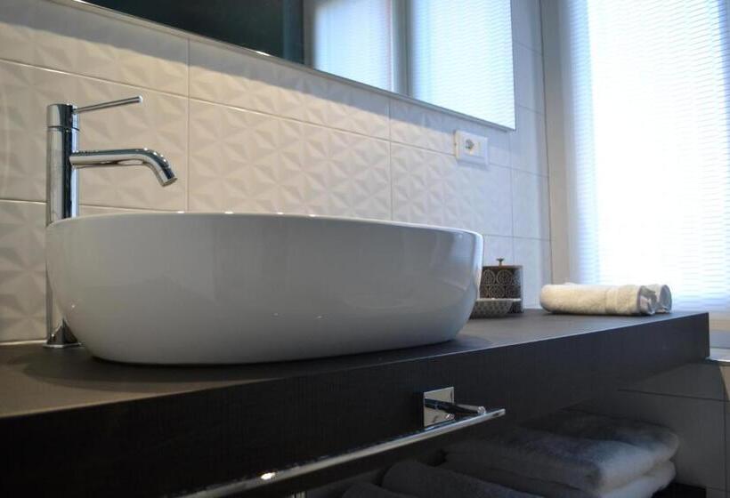 پانسیون Mìachì