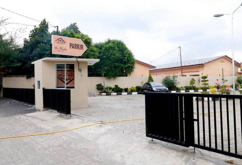 ペンション Reddoorz Plus Near Universitas Sumatera Utara