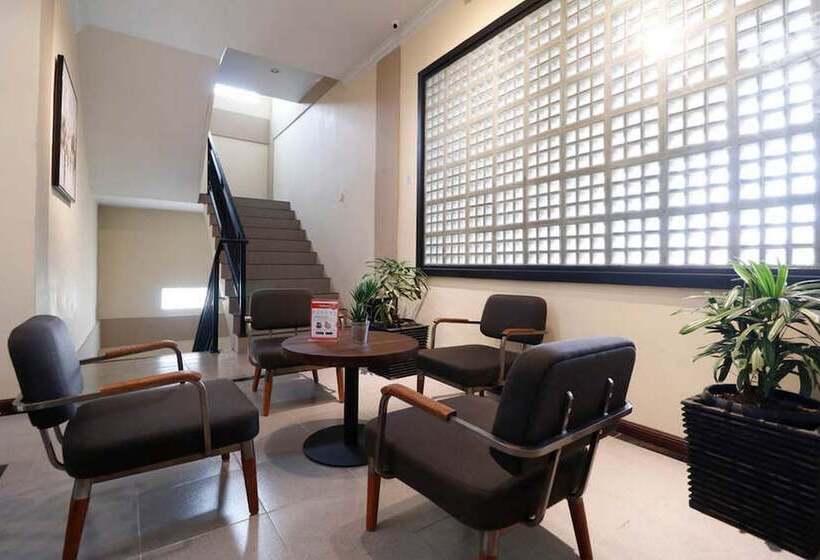 Пансион Reddoorz Plus Near Universitas Sumatera Utara