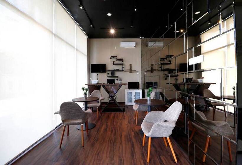 Пансион Reddoorz Plus Near Universitas Sumatera Utara