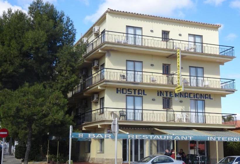 הוסטל Hostal Internacional