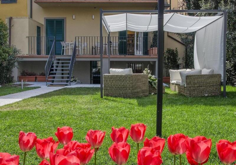 تختخواب و صبحانه Palazzo Cini Luxury Rooms In Pisa