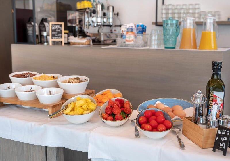 ホテル Glocal Torbole