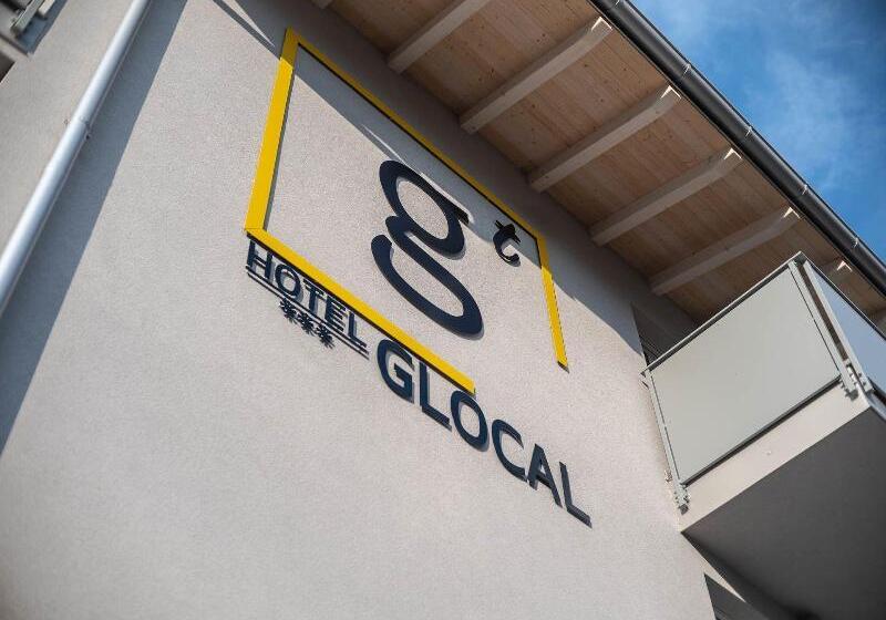 ホテル Glocal Torbole