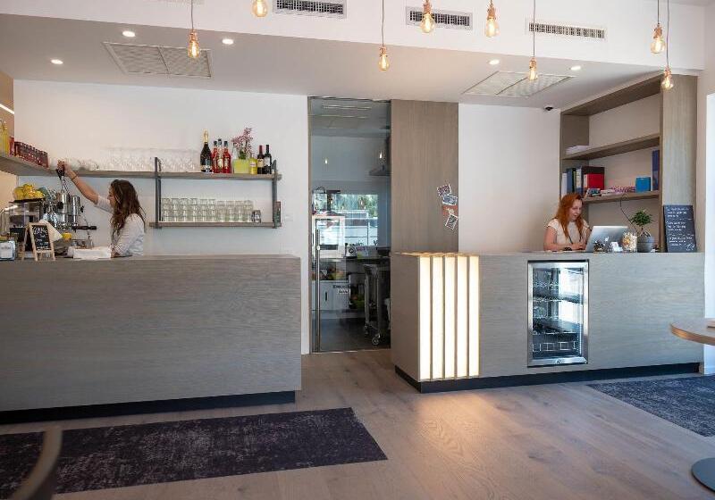 ホテル Glocal Torbole