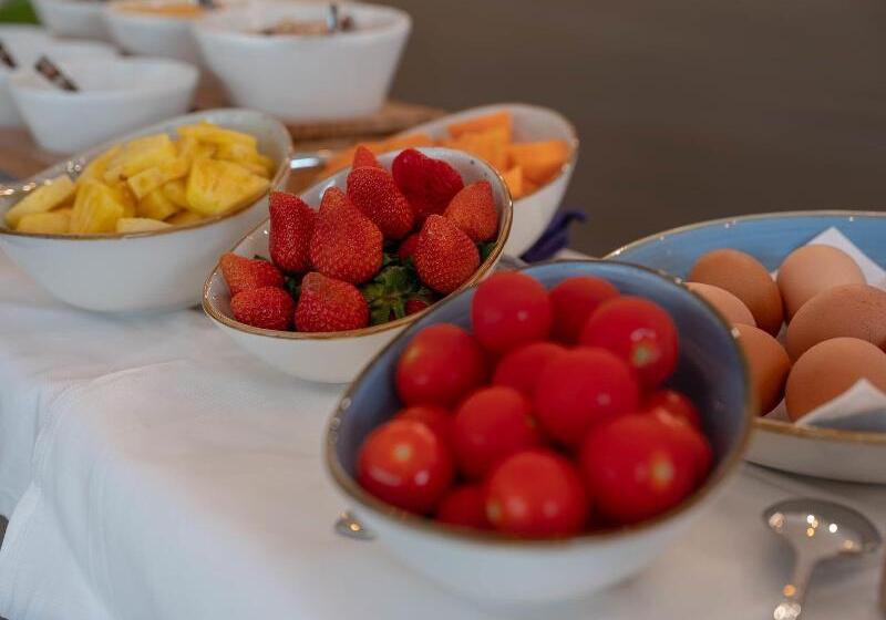 ホテル Glocal Torbole