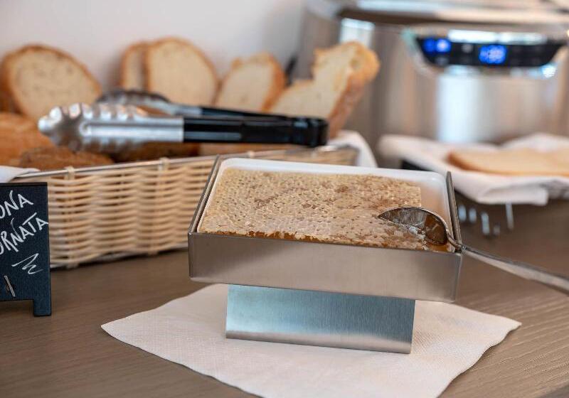 ホテル Glocal Torbole