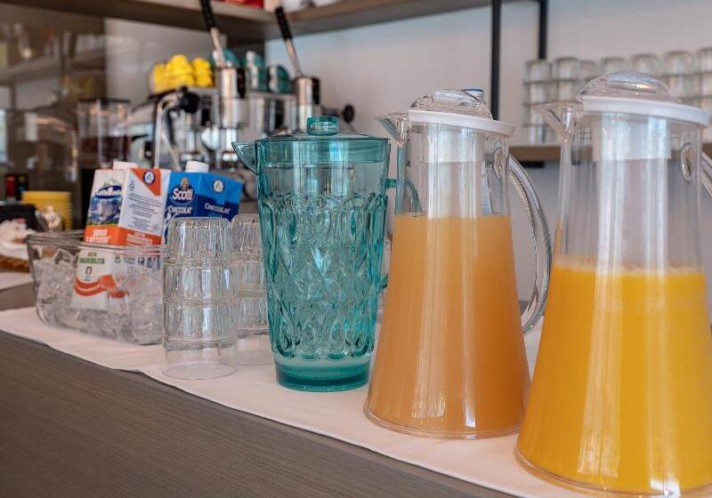 ホテル Glocal Torbole