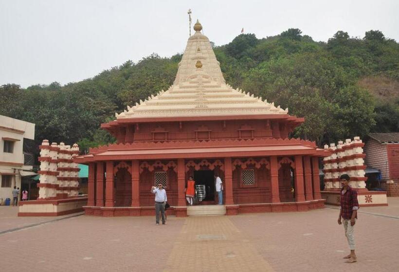 בית מלון כפרי Grand Ganesha