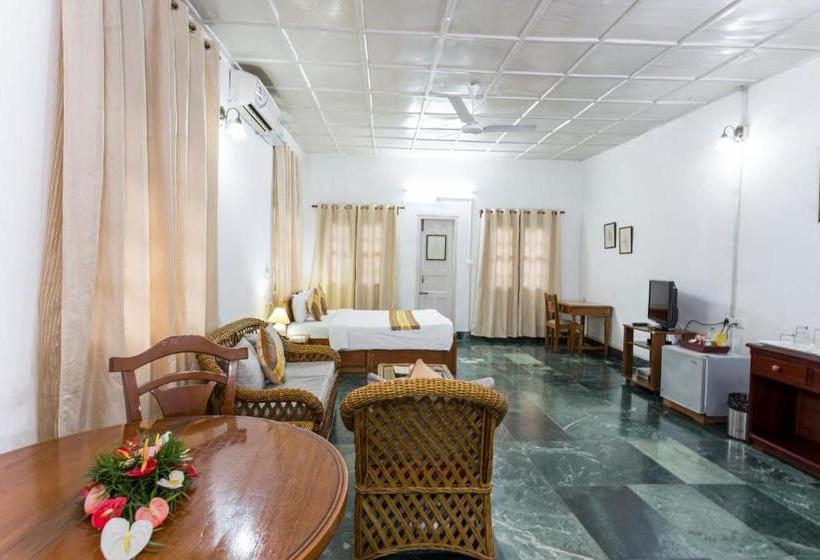 استراحتگاه Zone Niathu Dimapur By The Park