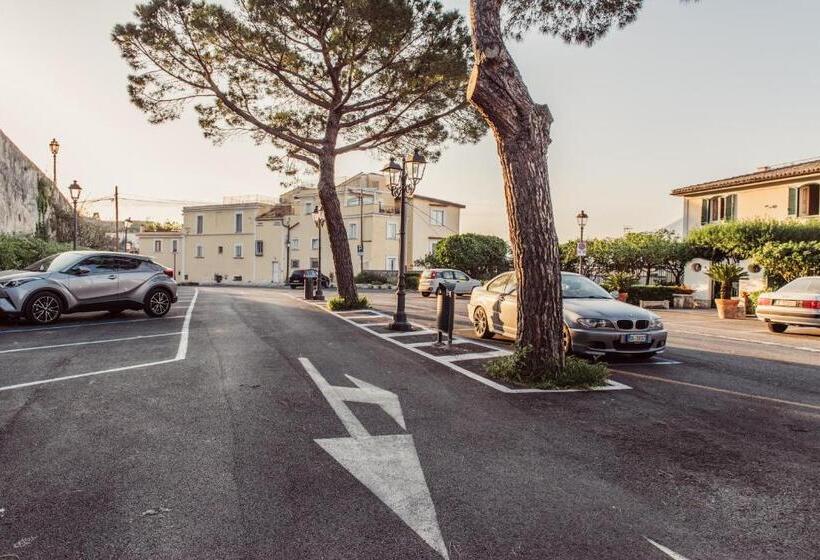 פנסיון In Vacanza A Gaeta   B&b L Elica