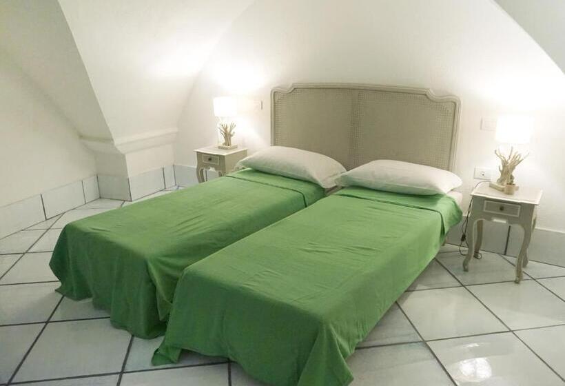 פנסיון In Vacanza A Gaeta   B&b L Elica