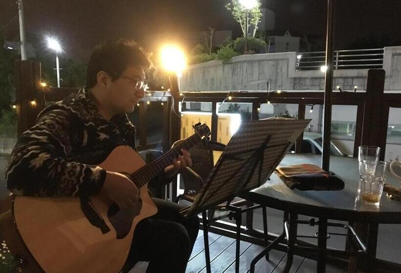 بنسيون Hago Guest House