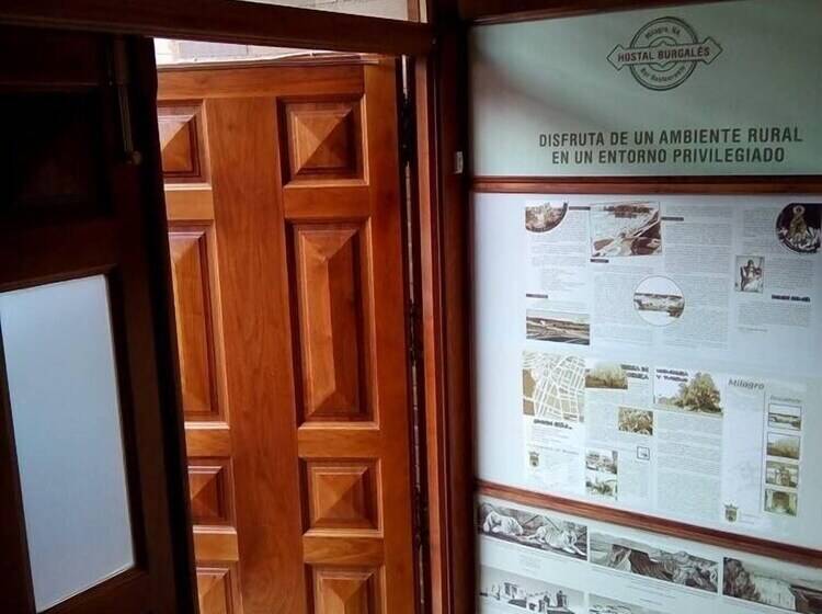 بنسيون Hostal Burgalés
