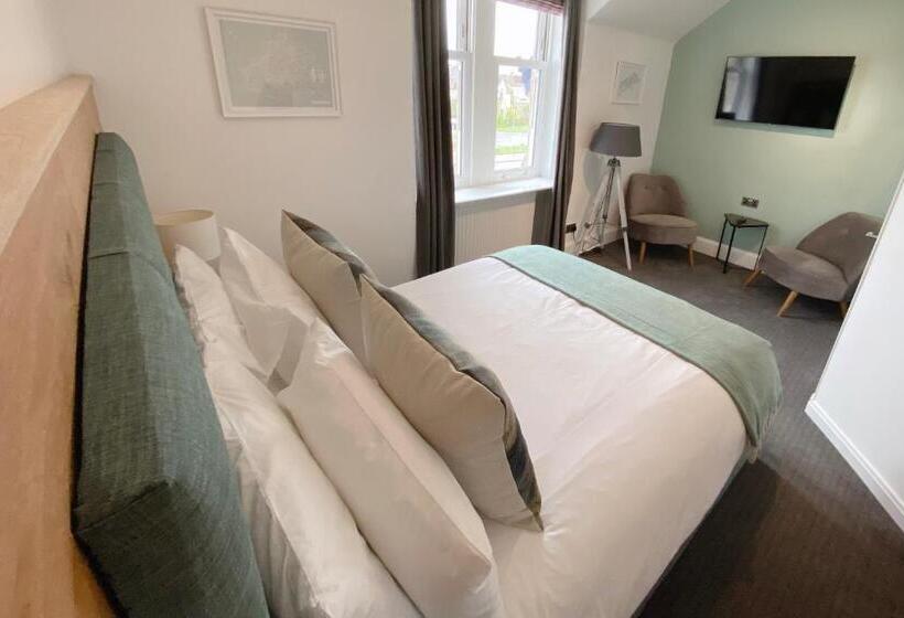 펜션 Ravenscraig Guest House