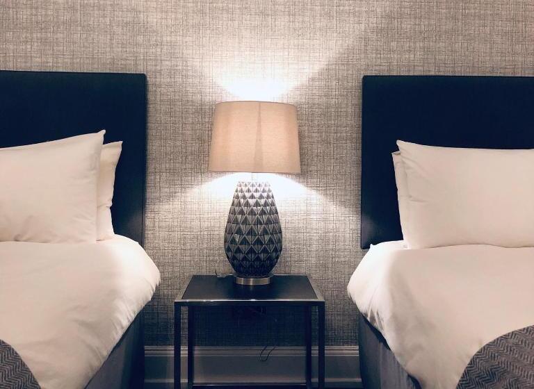 펜션 Ravenscraig Guest House