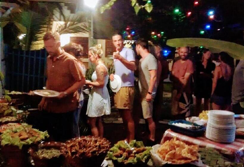 פנסיון Surfing Life