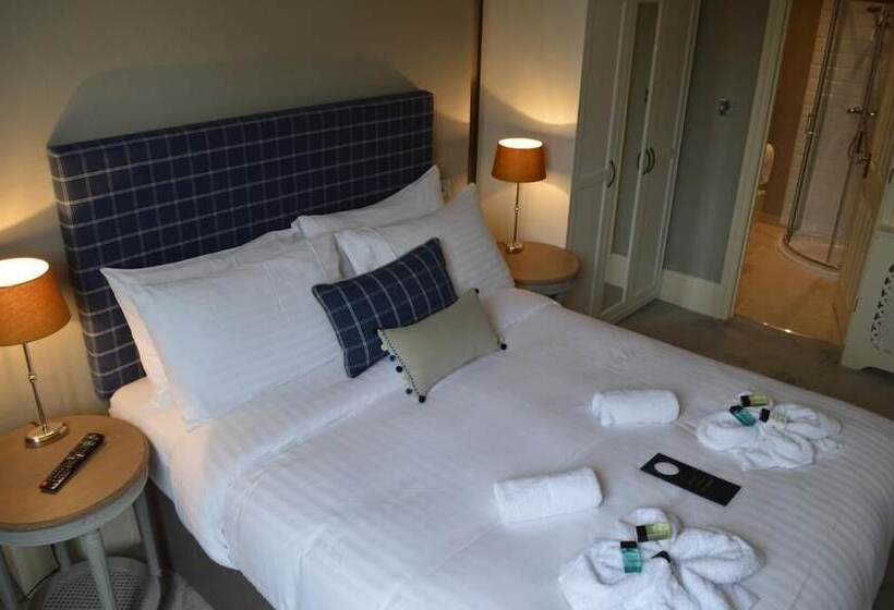 펜션 The Crown Pub & Guesthouse