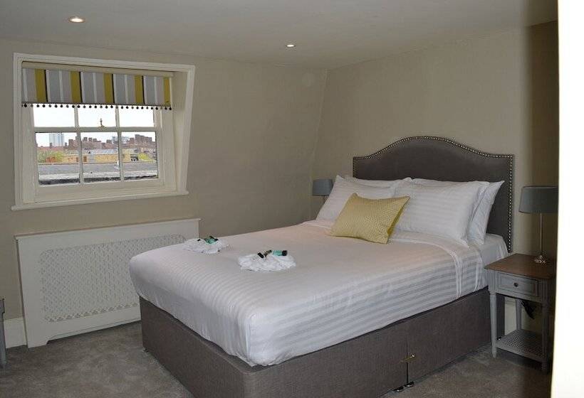 펜션 The Crown Pub & Guesthouse