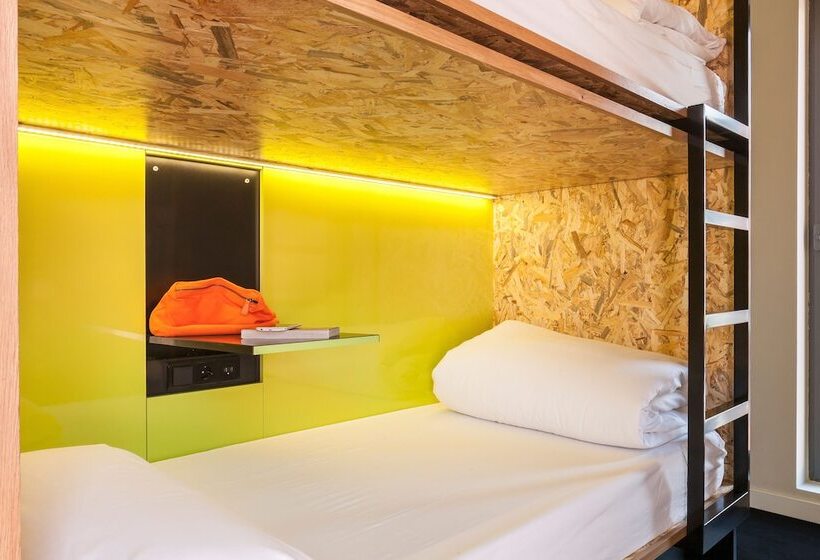 Bastardo Hostel