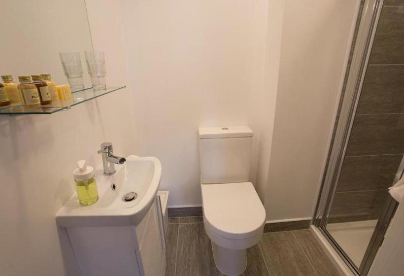 تختخواب و صبحانه The Old Court House