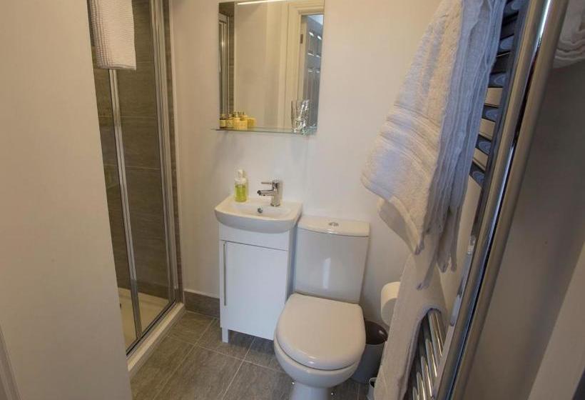 تختخواب و صبحانه The Old Court House