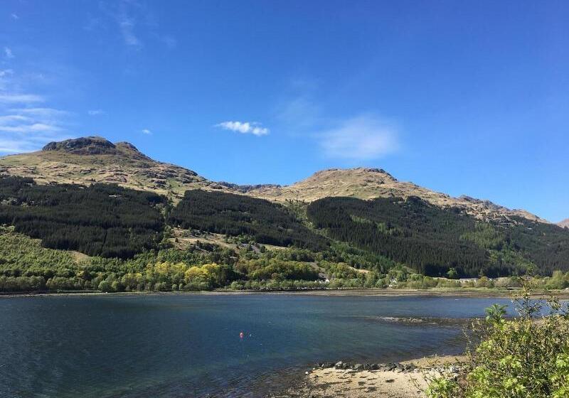 Bed and Breakfast Twostones