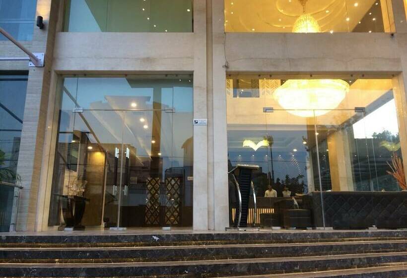 酒店 Dng The Grand