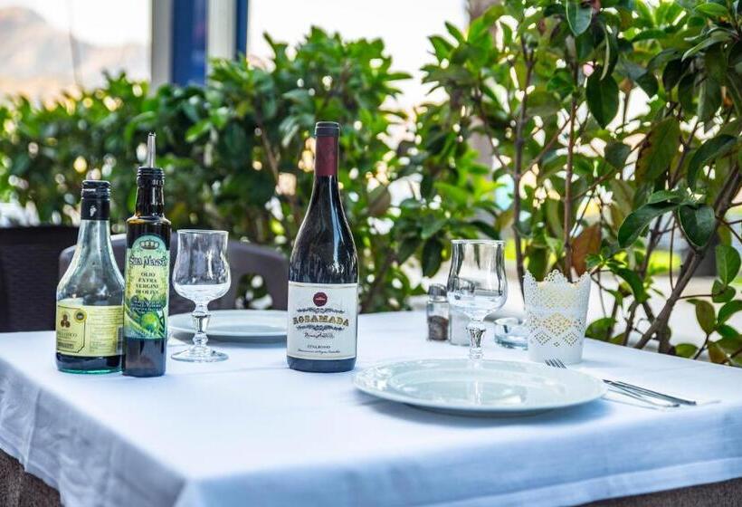 ホテル La Sirenetta