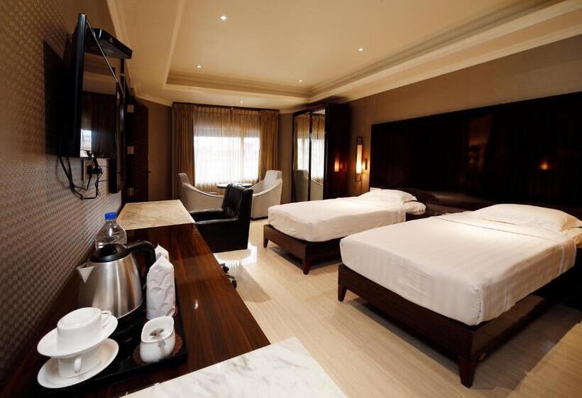 Отель Park Residency