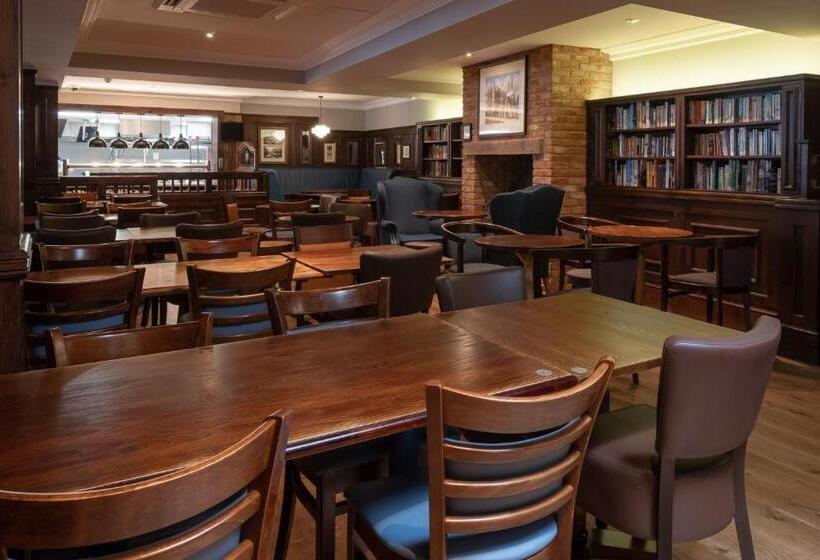 Отель Thomas Ingoldsby Wetherspoon