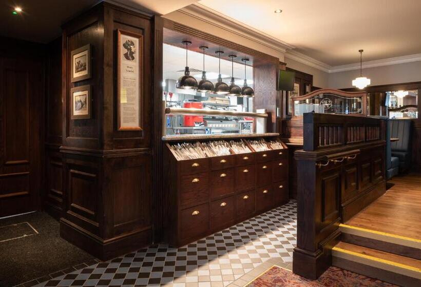 Отель Thomas Ingoldsby Wetherspoon