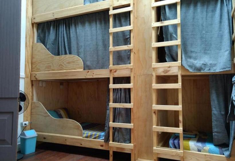 ペンション Aotea Hostel Iquique