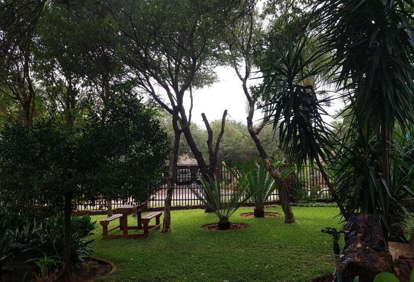 ペンション Maroela Gardens Guesthouse