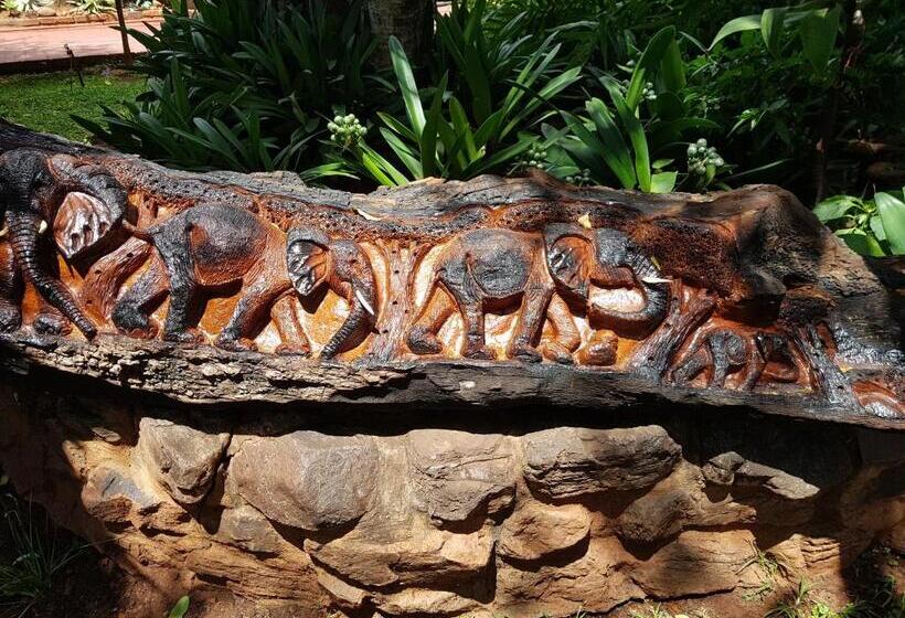 ペンション Maroela Gardens Guesthouse