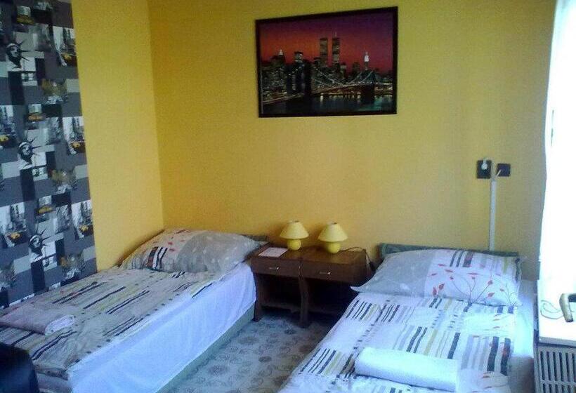 ペンション Stella Vendégház