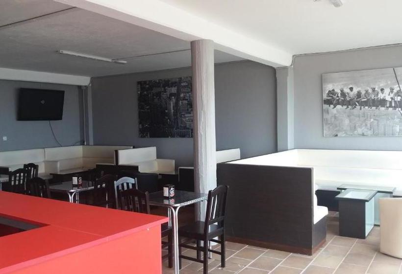 ユースホステル Alojamiento Camino Portugues Oia