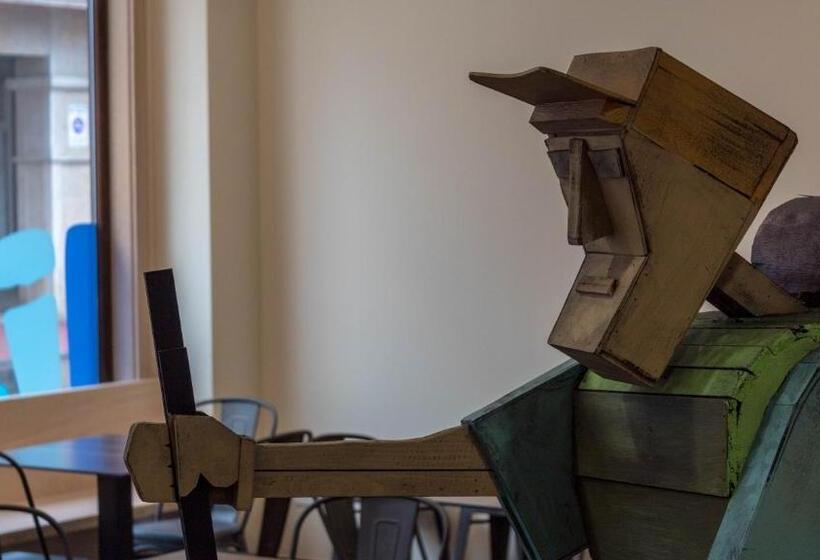 ユースホステル Senda Sur