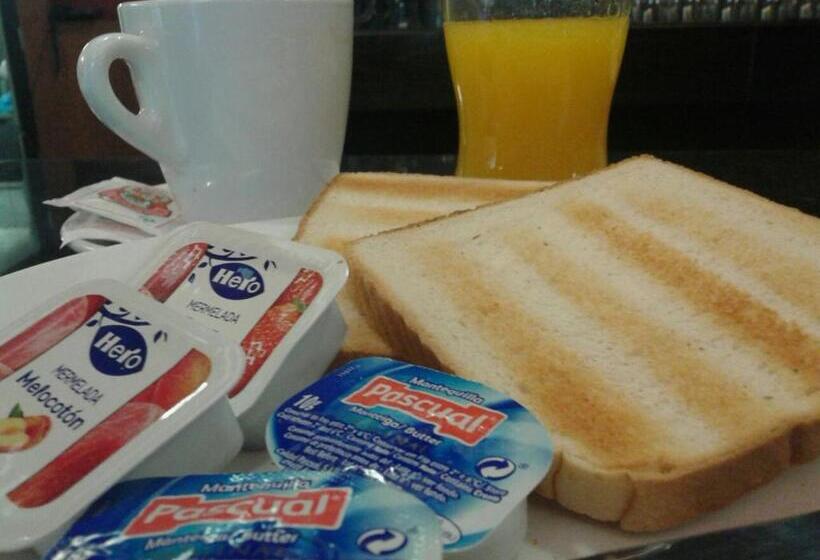 ユースホステル Senda Sur