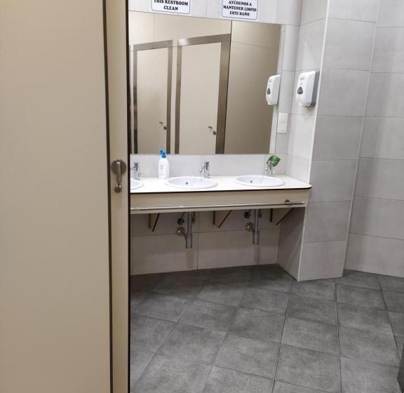 ユースホステル Senda Sur