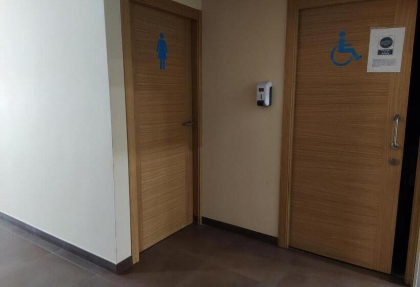 ユースホステル Senda Sur